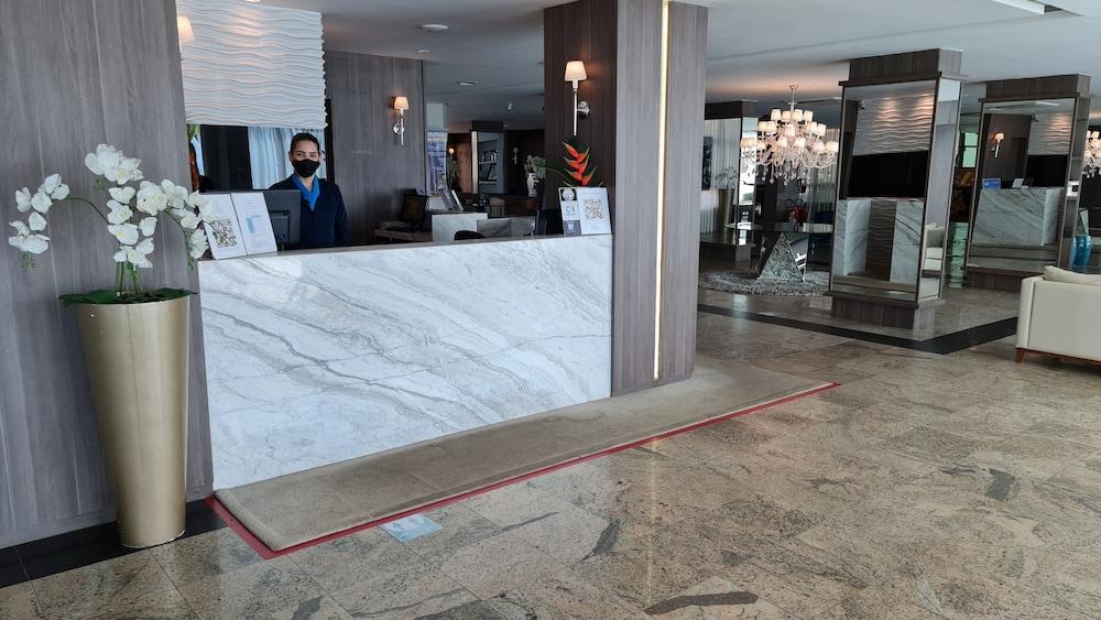 圣路易斯布里撒马尔酒店及spa São Luís 外观 照片